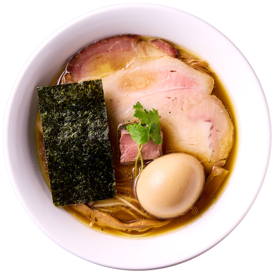 醤油らぁ麺（味玉のせ）