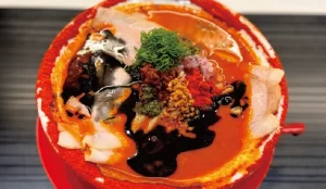 MENSHO X（ラッフルズ・プレイス）の麻辣鶏白湯らぁ麺