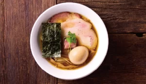 MENSHO Districtの醤油らぁ麺